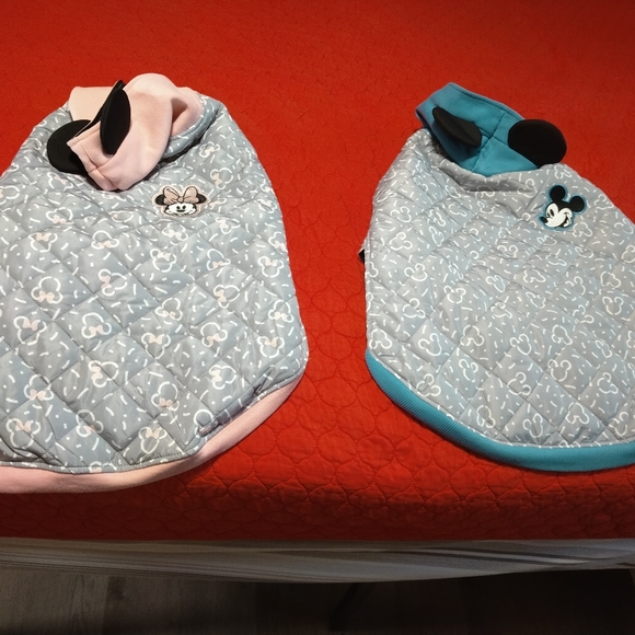 Mickey and Minnie XXL dog coats - Picture 2 of 2